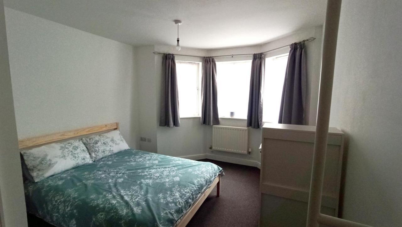 Bright, Chilled Ensuite Db Room In A Shared Flat! London Exterior photo